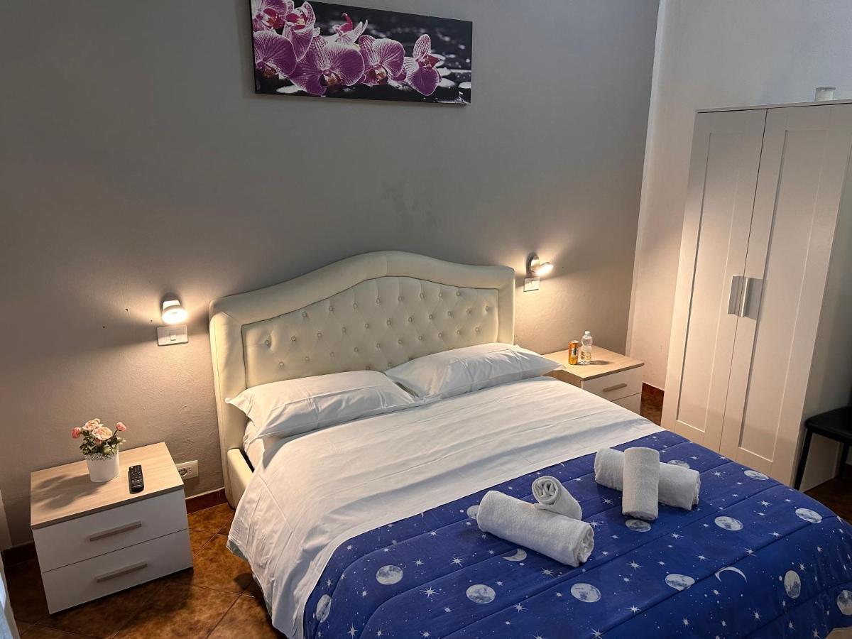 Crown Guest House ピサ エクステリア 写真